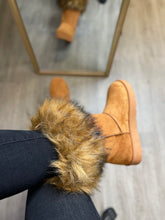 Fuzzy Fur Boots - Tan
